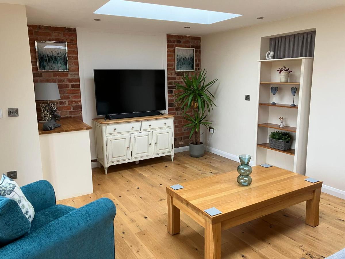 Honeyberry Cottage -Part Of Alton Cottages Exteriér fotografie